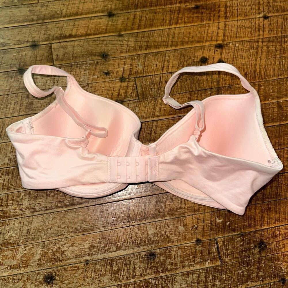 Victoria’s Secret pink Lacy sexy lined Demi 34DD bra - Picture 2 of 3
